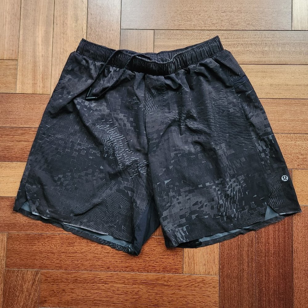 LULULEMON Brief Lined Shorts - S
